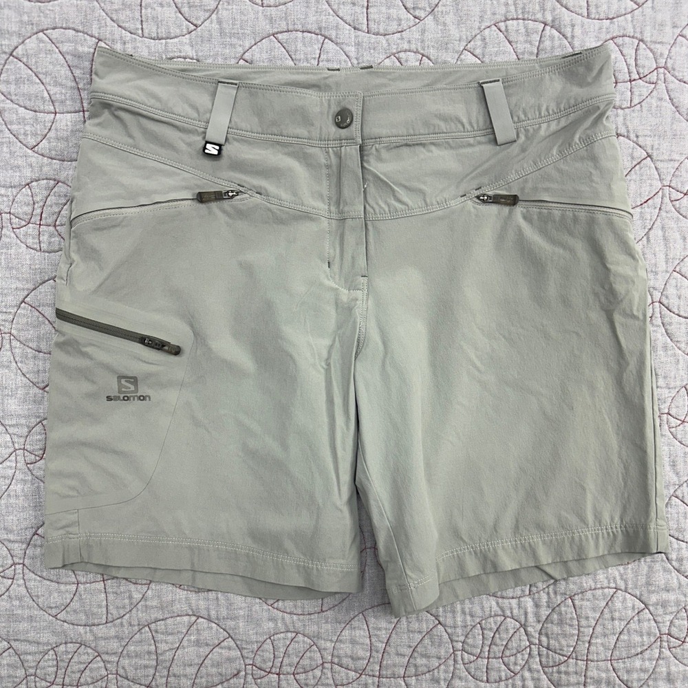 Salomon Wayfarer Hiking Shorts Gray Clima Wind Zipper Pockets / Women's 12